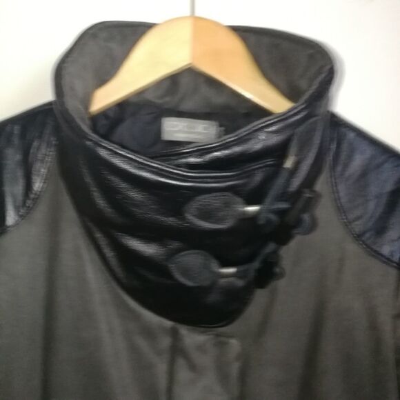 𝅺COKLUCH Winter Black & Grey Contemporary Zipper Front Long Coat Extra-Small - Picture 2 of 16